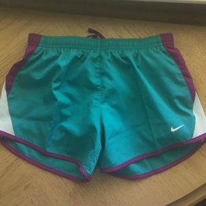 Brand NEW NIKE dry-fit shorts (never been worn!)